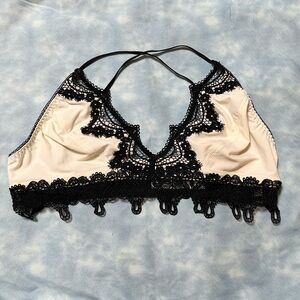 NWOT Intimately Free People Size Medium black and cream lace bra